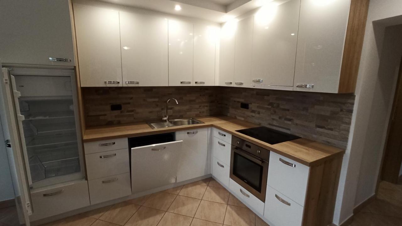 Apartma Apollonio Črni Kal Extérieur photo